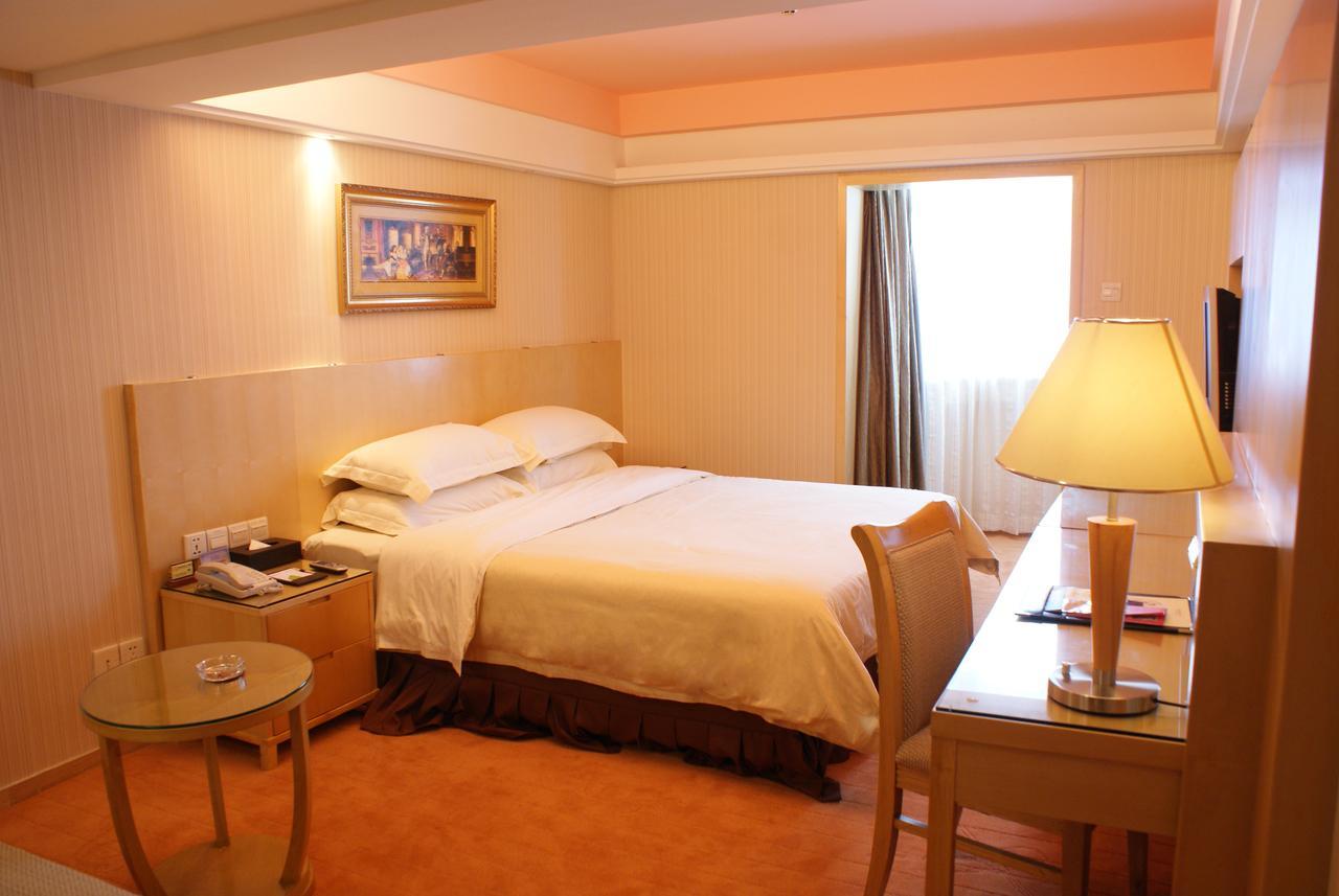 Vienna Hotel - Da Ju Yuan Branch Shenzhen Exterior photo