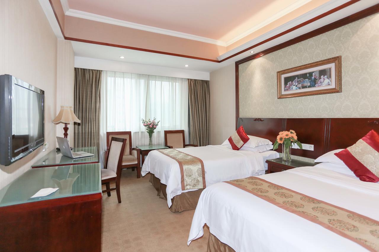 Vienna Hotel - Da Ju Yuan Branch Shenzhen Exterior photo